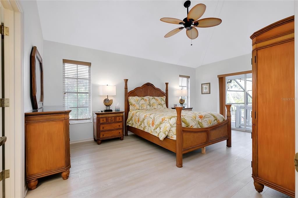 Active With Contract: $749,000 (2 beds, 2 baths, 1942 Square Feet)