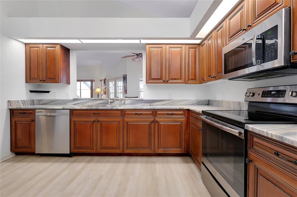 Active With Contract: $749,000 (2 beds, 2 baths, 1942 Square Feet)