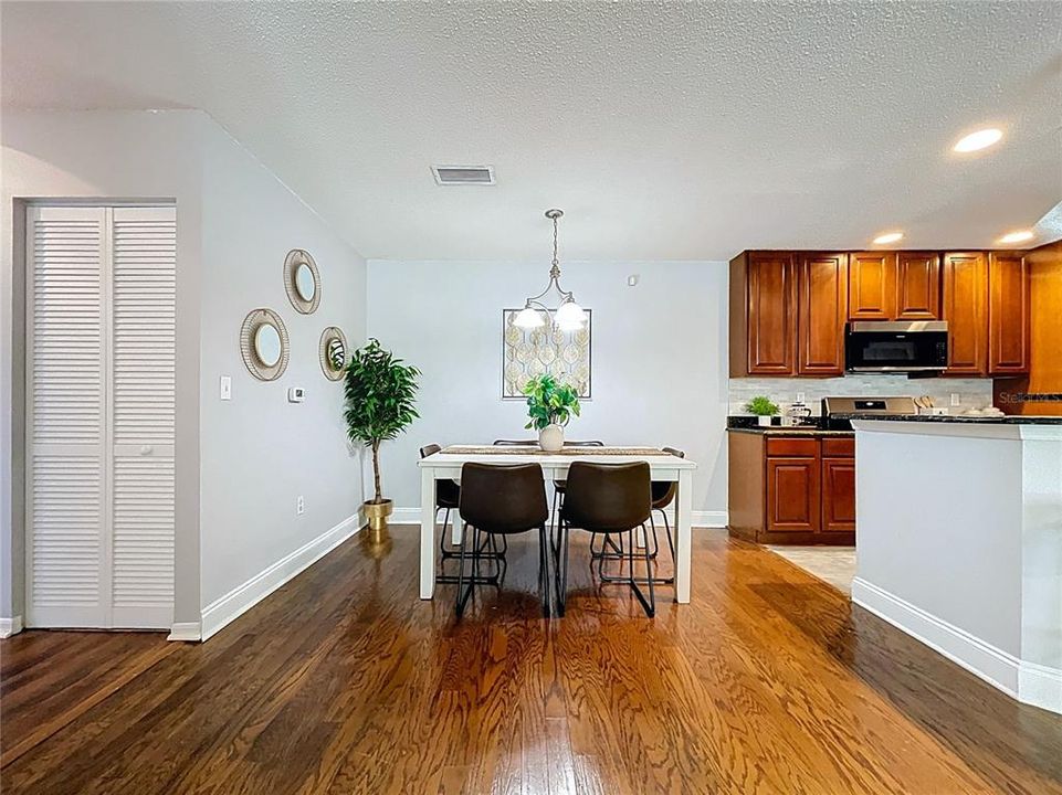 For Sale: $509,000 (3 beds, 2 baths, 1410 Square Feet)