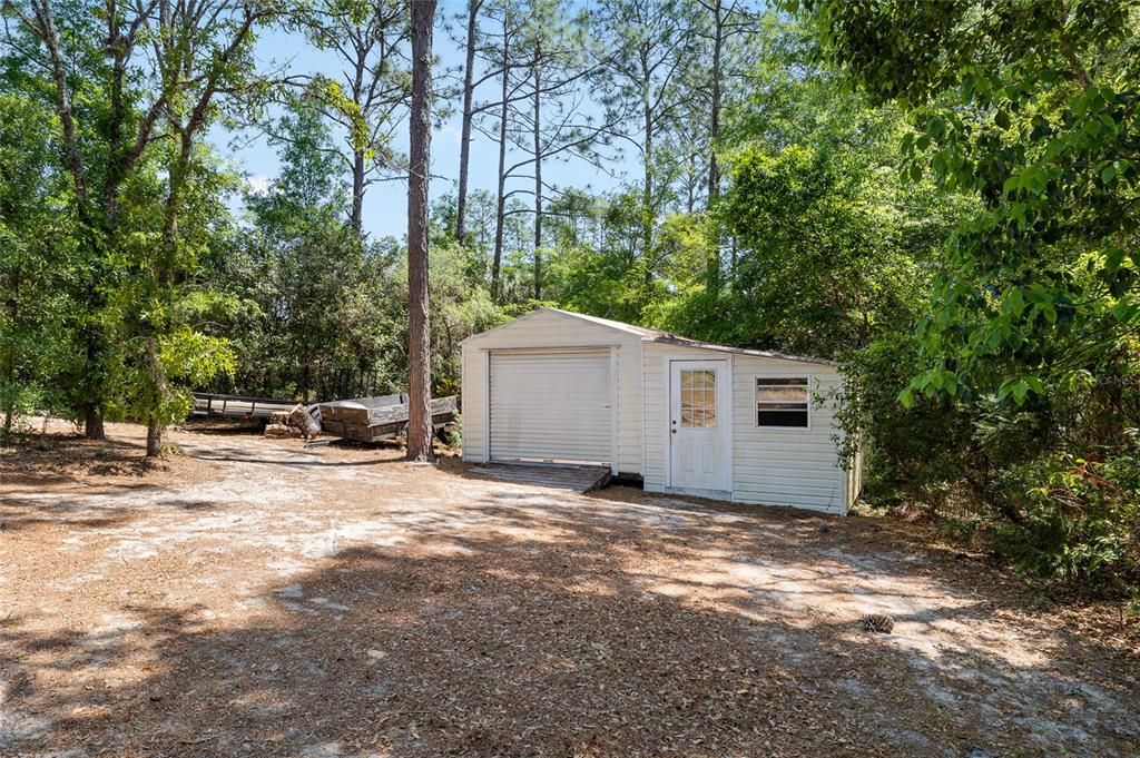 Под контрактом: $360,000 (3 спален, 3 ванн, 1832 Квадратных фут)