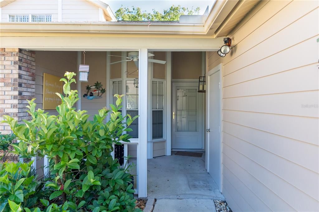 待售: $180,000 (2 贝兹, 2 浴室, 964 平方英尺)