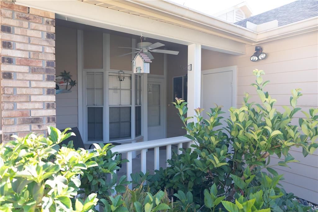 待售: $180,000 (2 贝兹, 2 浴室, 964 平方英尺)