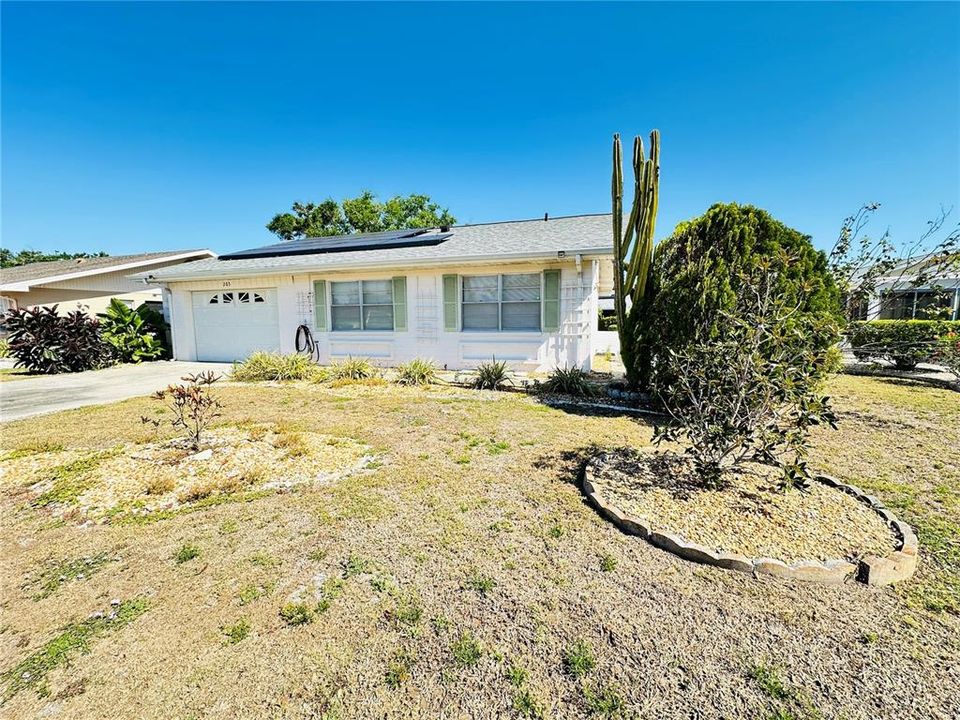 合同活跃: $190,000 (3 贝兹, 2 浴室, 1236 平方英尺)