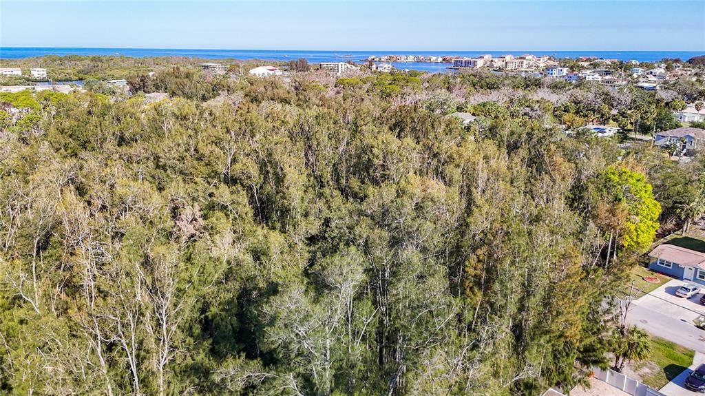 En Venta: $122,000 (3.30 acres)