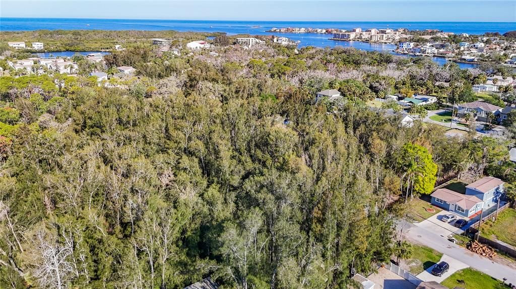 En Venta: $122,000 (3.30 acres)