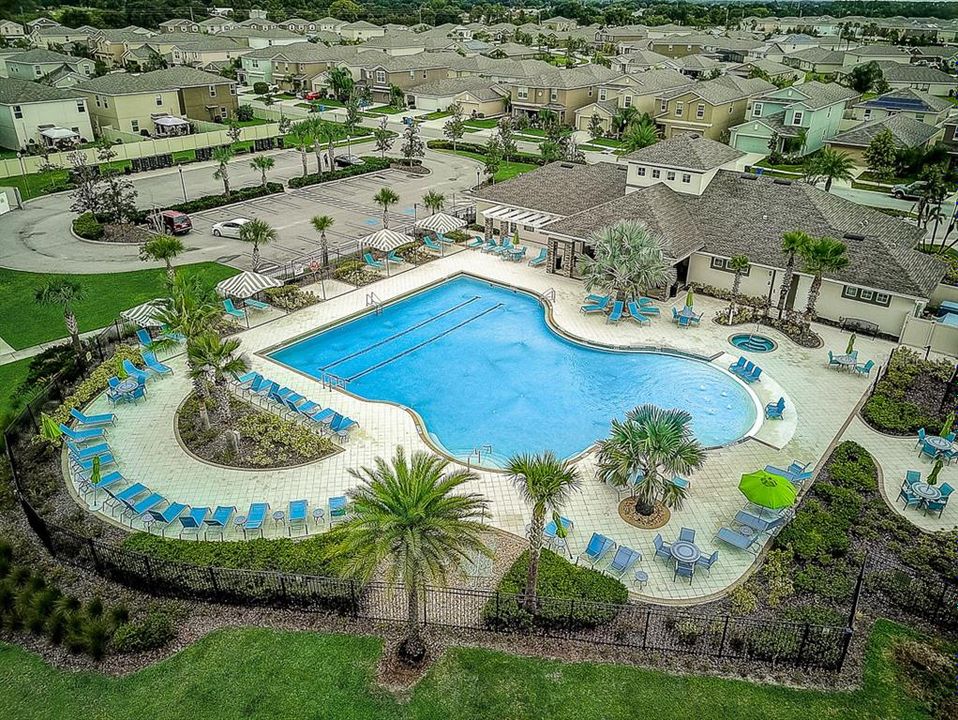 На продажу: $344,900 (4 спален, 2 ванн, 1926 Квадратных фут)