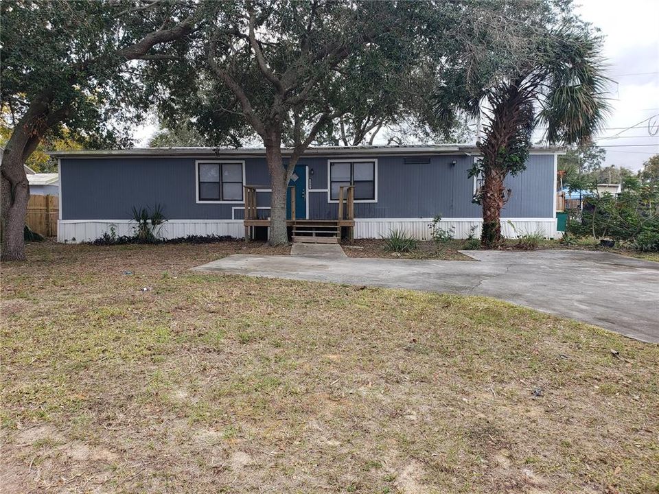 最近售出: $167,000 (3 贝兹, 2 浴室, 1440 平方英尺)