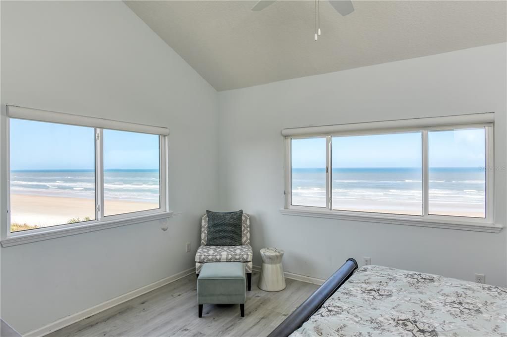 For Sale: $749,900 (2 beds, 2 baths, 1064 Square Feet)