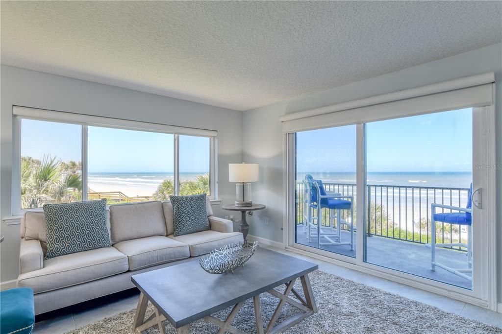 For Sale: $749,900 (2 beds, 2 baths, 1064 Square Feet)