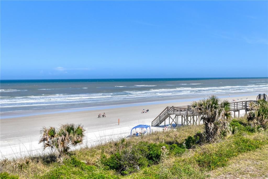 For Sale: $749,900 (2 beds, 2 baths, 1064 Square Feet)