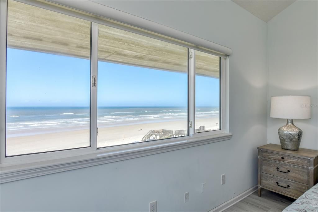 For Sale: $749,900 (2 beds, 2 baths, 1064 Square Feet)