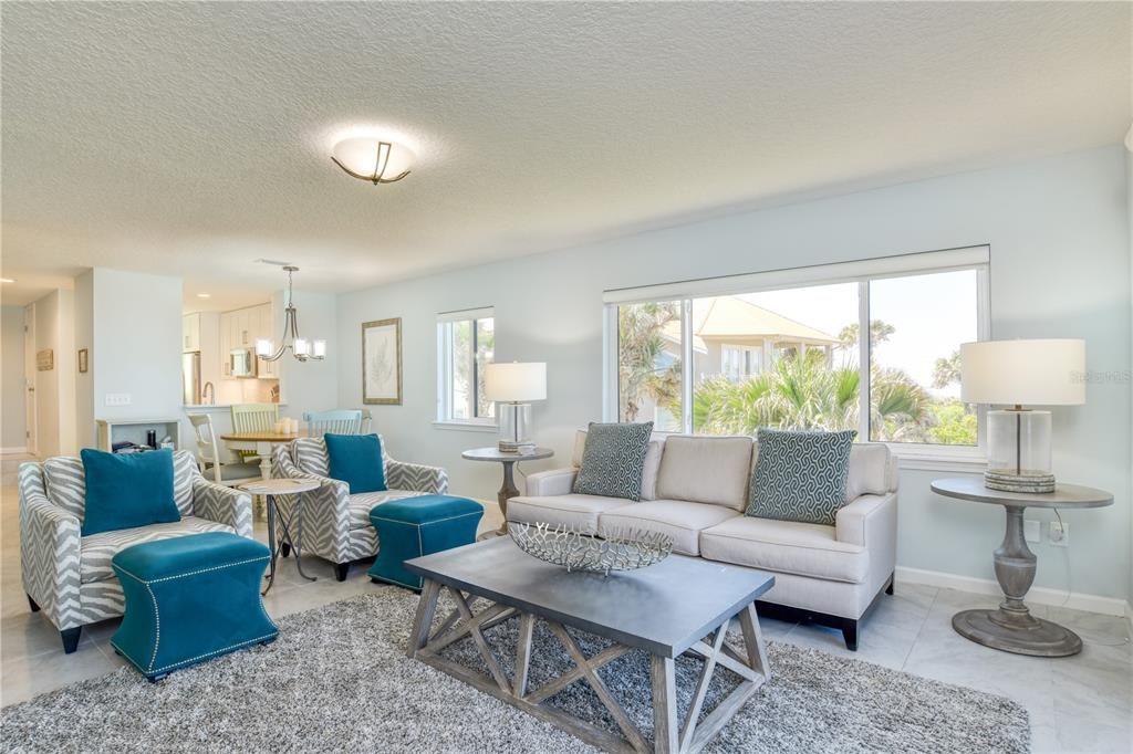 For Sale: $749,900 (2 beds, 2 baths, 1064 Square Feet)