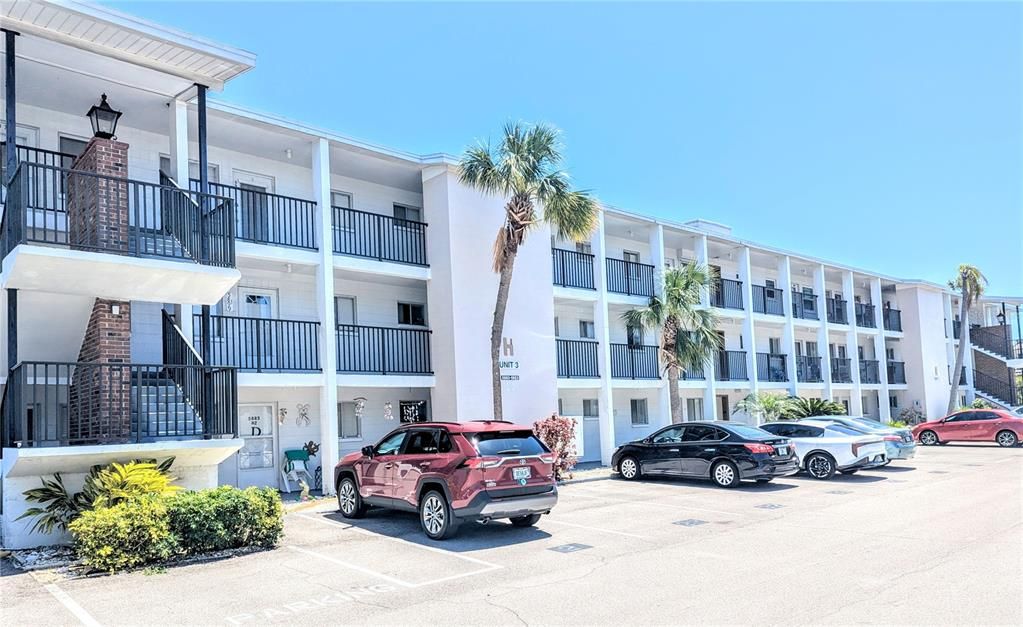 Recently Sold: $79,000 (2 beds, 1 baths, 744 Square Feet)