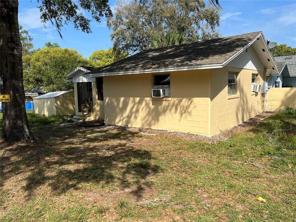 Недавно арендовано: $1,200 (2 спален, 1 ванн, 846 Квадратных фут)