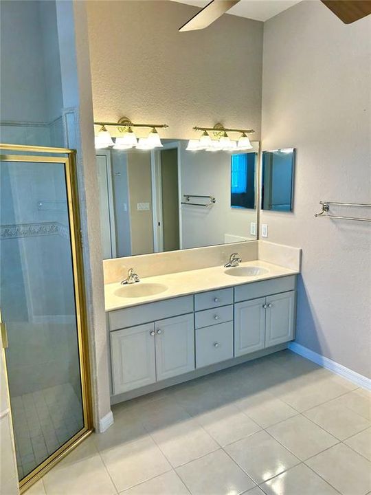 For Sale: $439,500 (3 beds, 2 baths, 1891 Square Feet)