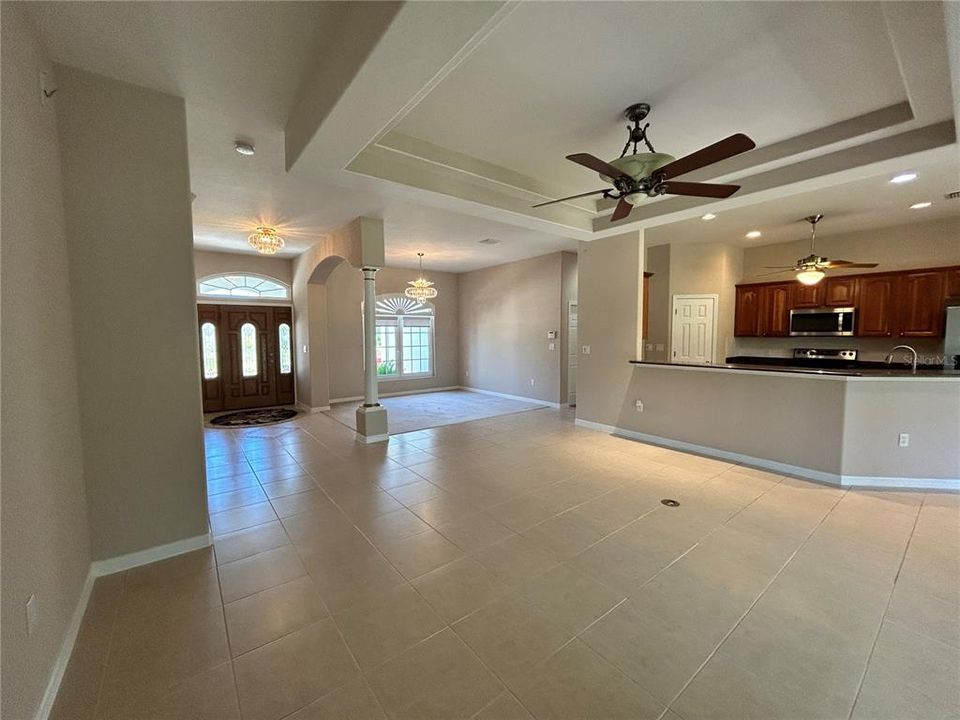 For Sale: $439,500 (3 beds, 2 baths, 1891 Square Feet)