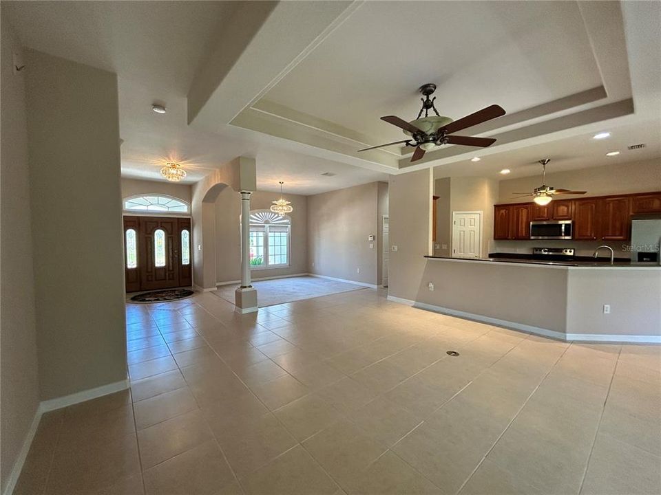 For Sale: $439,500 (3 beds, 2 baths, 1891 Square Feet)