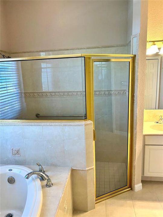 For Sale: $439,500 (3 beds, 2 baths, 1891 Square Feet)