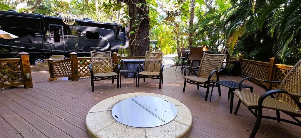 For Sale: $289,000 (0.09 acres)