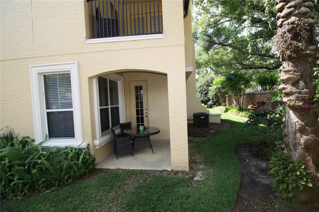 For Rent: $2,695 (3 beds, 2 baths, 1855 Square Feet)