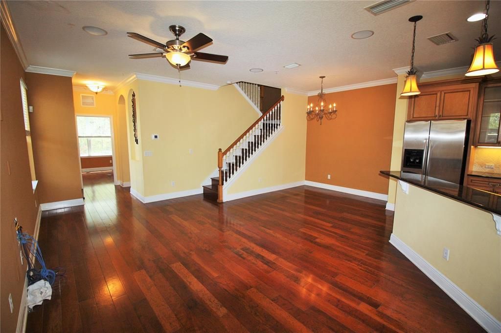 For Rent: $2,695 (3 beds, 2 baths, 1855 Square Feet)