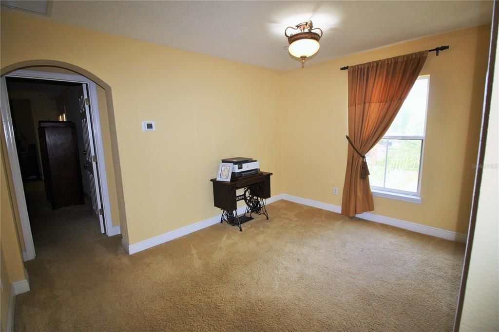 For Rent: $2,695 (3 beds, 2 baths, 1855 Square Feet)
