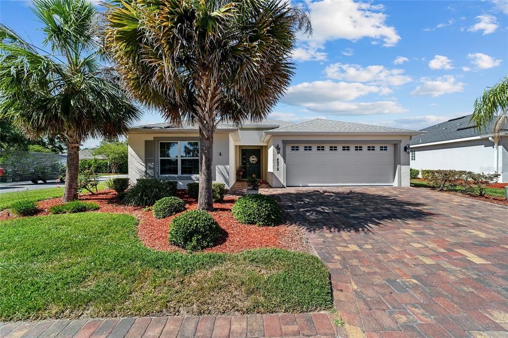 Front of 4972 Big Cypress St