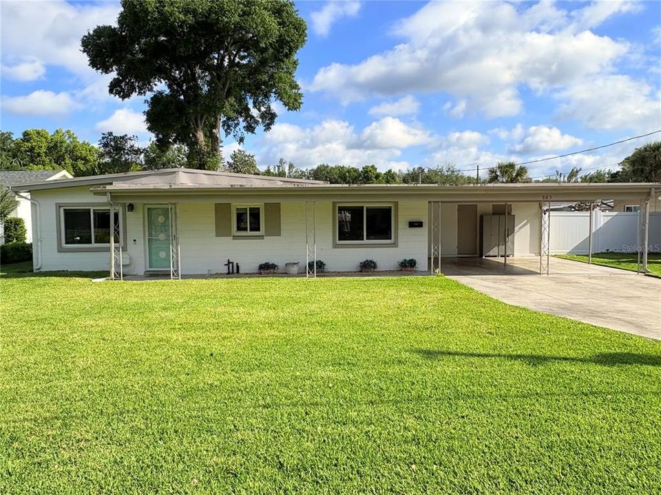 Recently Sold: $420,000 (3 beds, 2 baths, 1419 Square Feet)