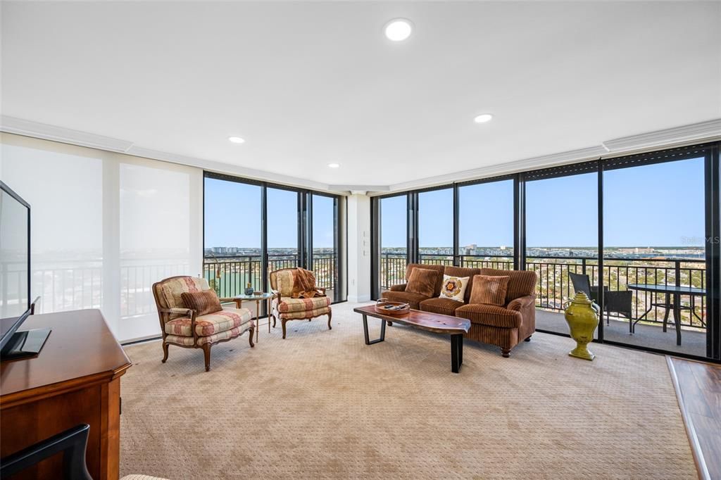 En Venta: $1,295,000 (2 camas, 2 baños, 1510 Pies cuadrados)