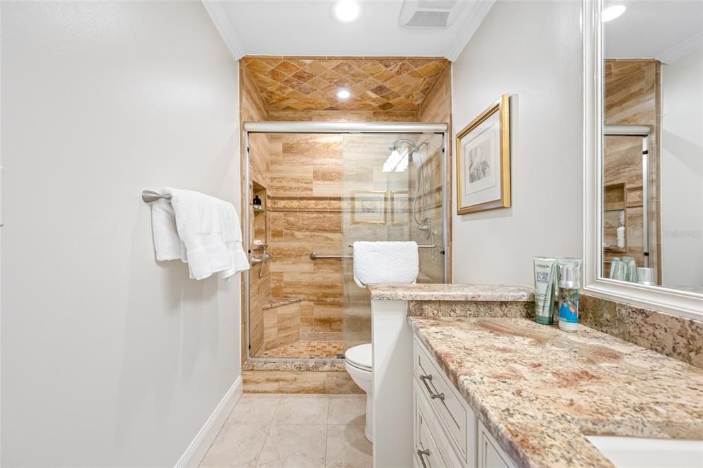 En Venta: $1,295,000 (2 camas, 2 baños, 1510 Pies cuadrados)