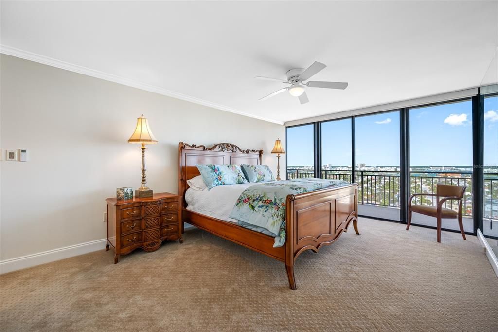 En Venta: $1,295,000 (2 camas, 2 baños, 1510 Pies cuadrados)