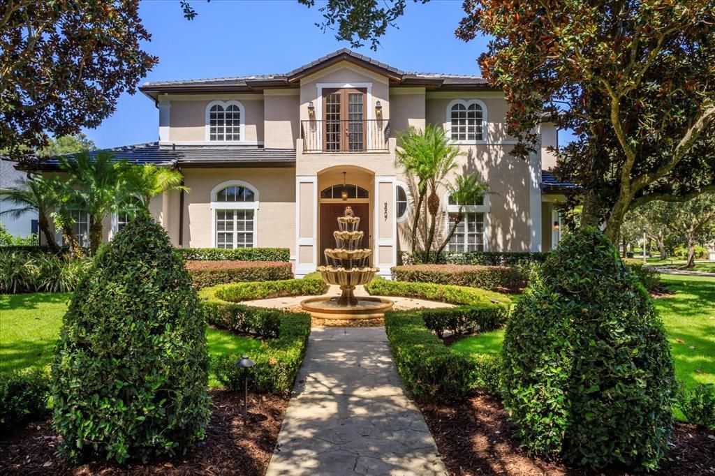 Недавно продано: $1,900,000 (5 спален, 3 ванн, 4658 Квадратных фут)