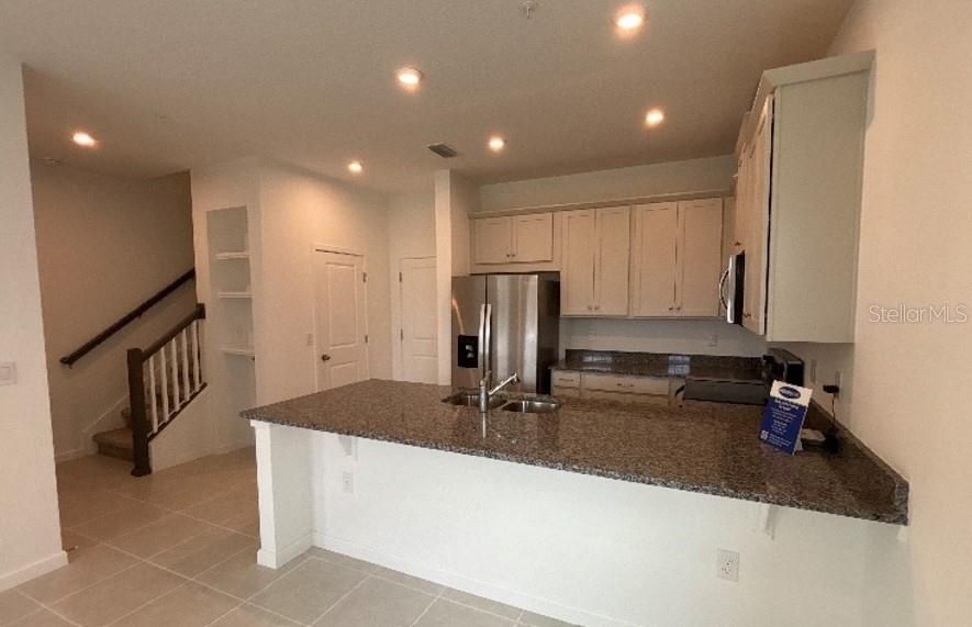 For Sale: $336,990 (4 beds, 2 baths, 1678 Square Feet)