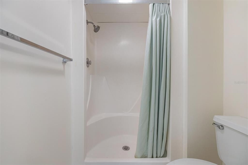 En Venta: $269,900 (2 camas, 2 baños, 975 Pies cuadrados)