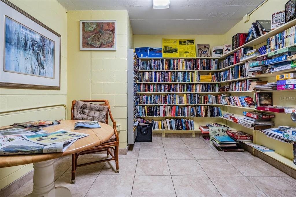 En Venta: $269,900 (2 camas, 2 baños, 975 Pies cuadrados)