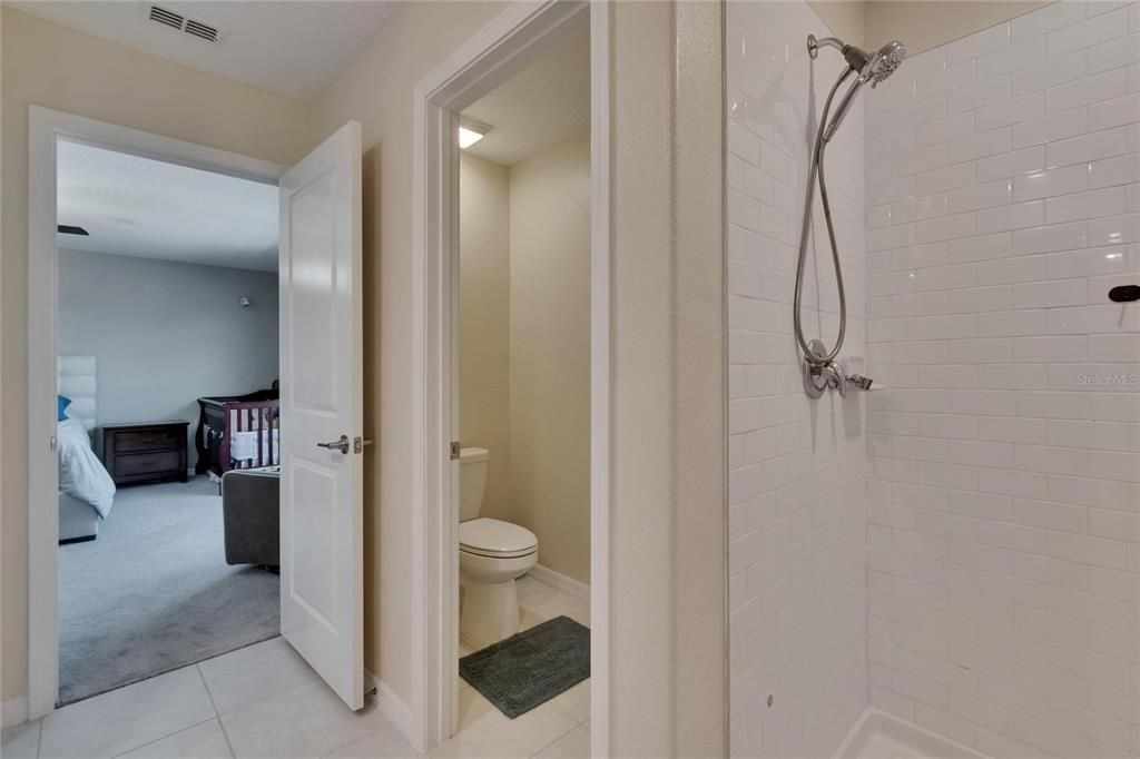 For Sale: $449,900 (4 beds, 2 baths, 2635 Square Feet)