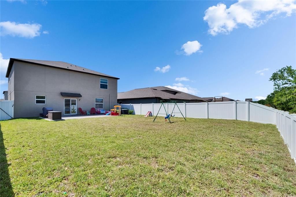 For Sale: $449,900 (4 beds, 2 baths, 2635 Square Feet)