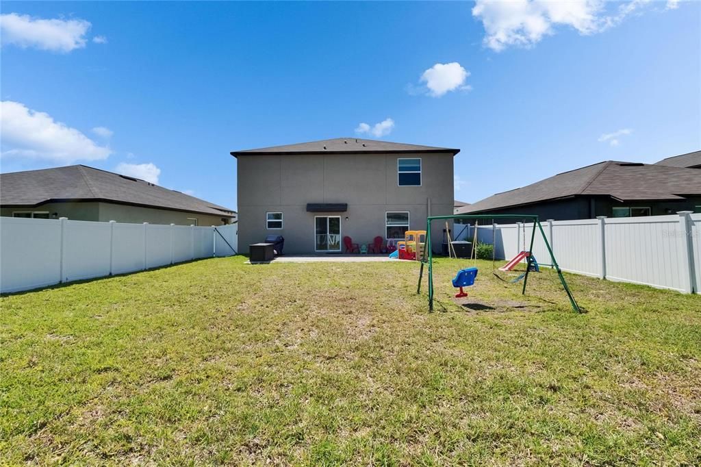 For Sale: $449,900 (4 beds, 2 baths, 2635 Square Feet)