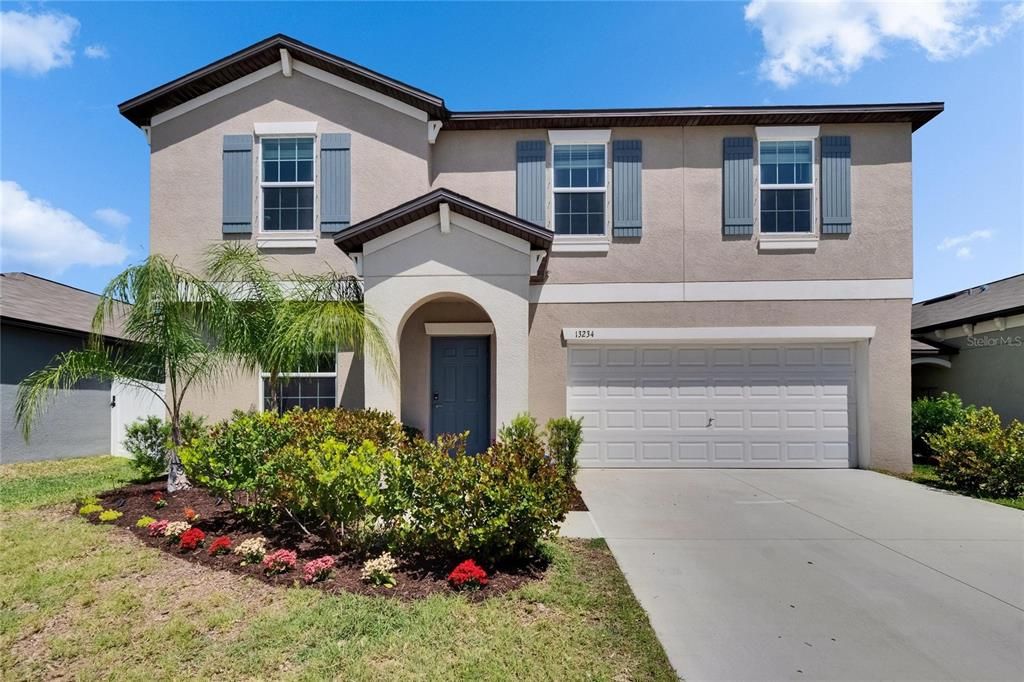 For Sale: $449,900 (4 beds, 2 baths, 2635 Square Feet)