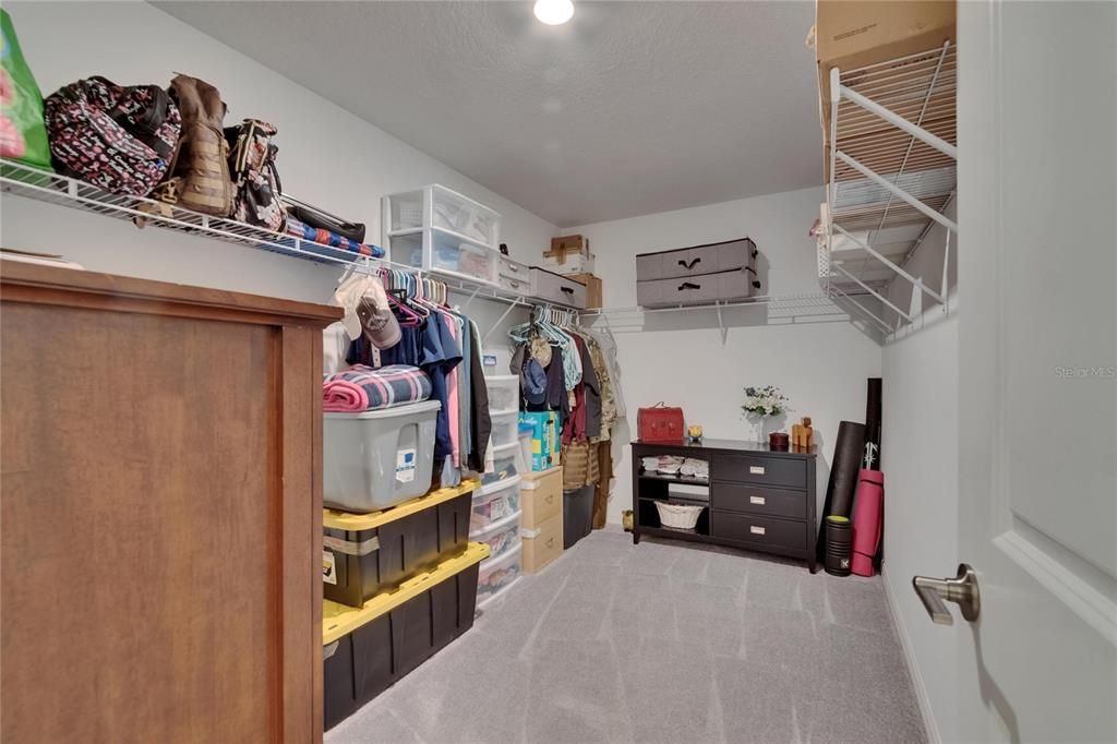 For Sale: $449,900 (4 beds, 2 baths, 2635 Square Feet)