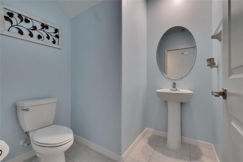 For Sale: $449,900 (4 beds, 2 baths, 2635 Square Feet)