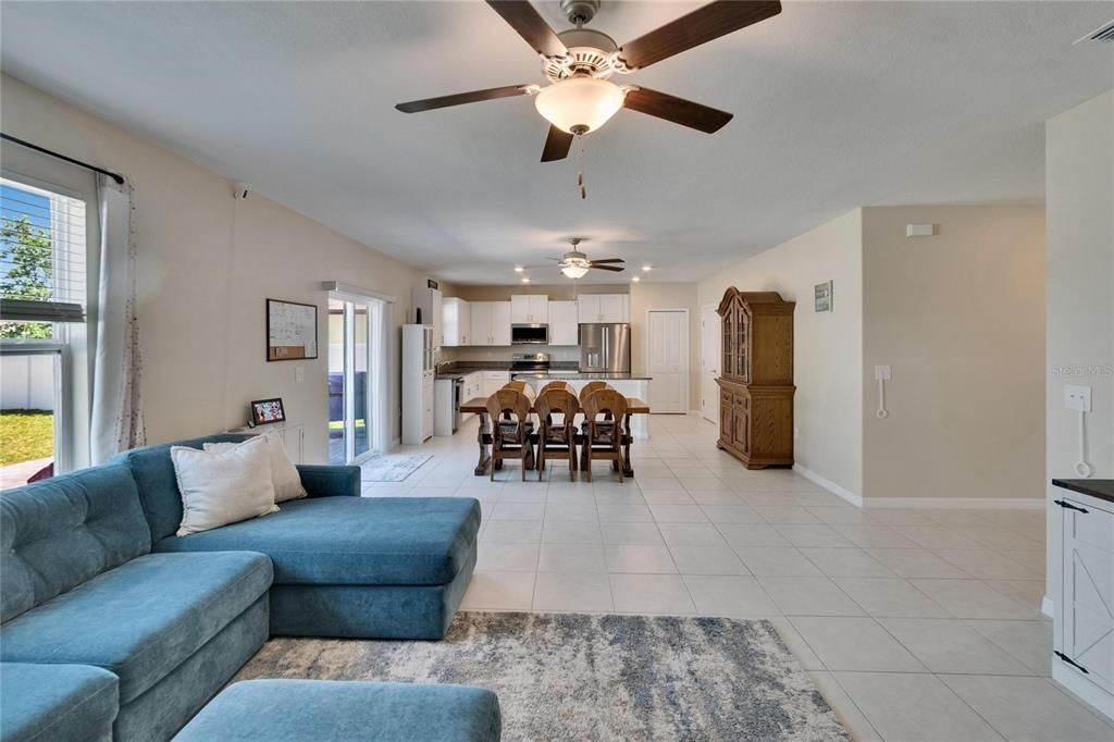 For Sale: $449,900 (4 beds, 2 baths, 2635 Square Feet)