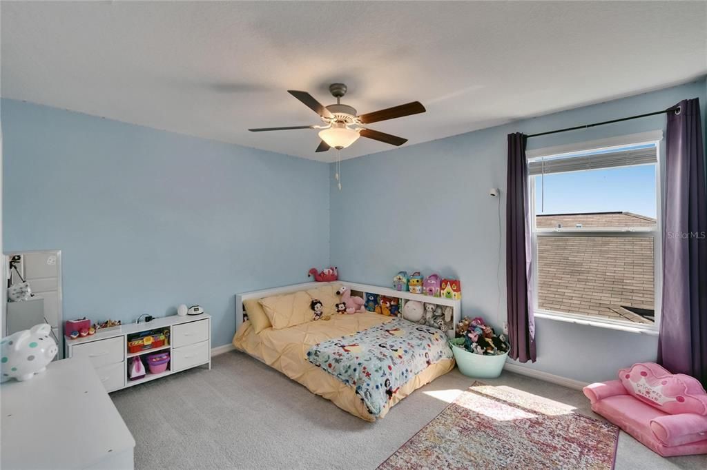 For Sale: $449,900 (4 beds, 2 baths, 2635 Square Feet)