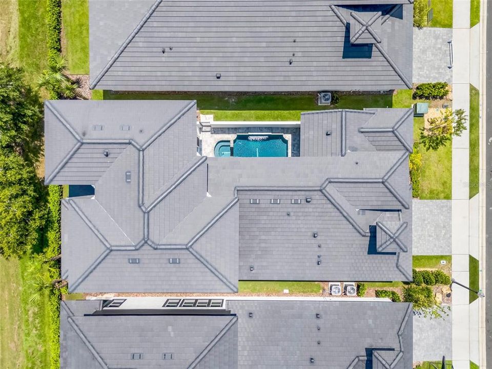 待售: $900,000 (4 贝兹, 3 浴室, 2700 平方英尺)