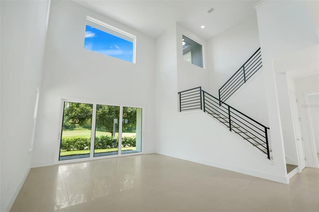 待售: $900,000 (4 贝兹, 3 浴室, 2700 平方英尺)