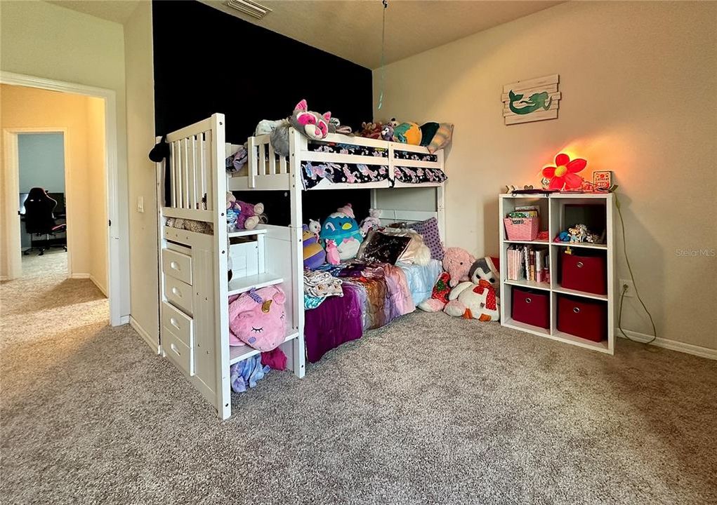 For Sale: $469,995 (4 beds, 3 baths, 2598 Square Feet)