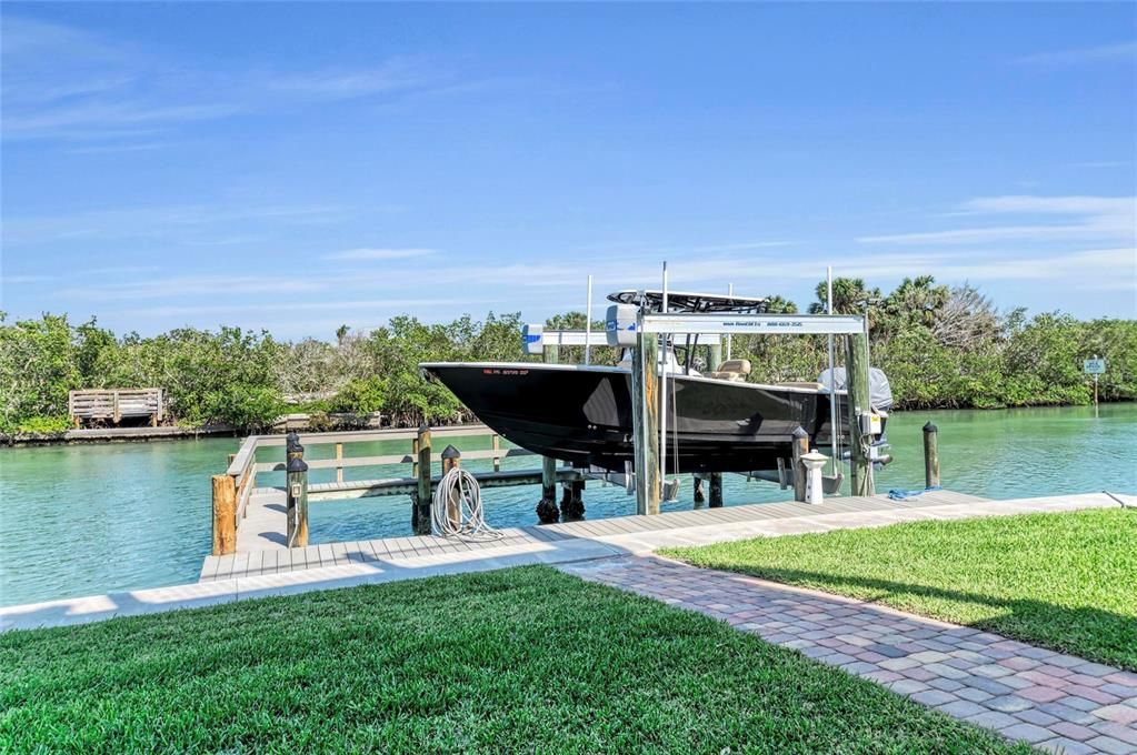 For Sale: $3,899,500 (4 beds, 4 baths, 3582 Square Feet)