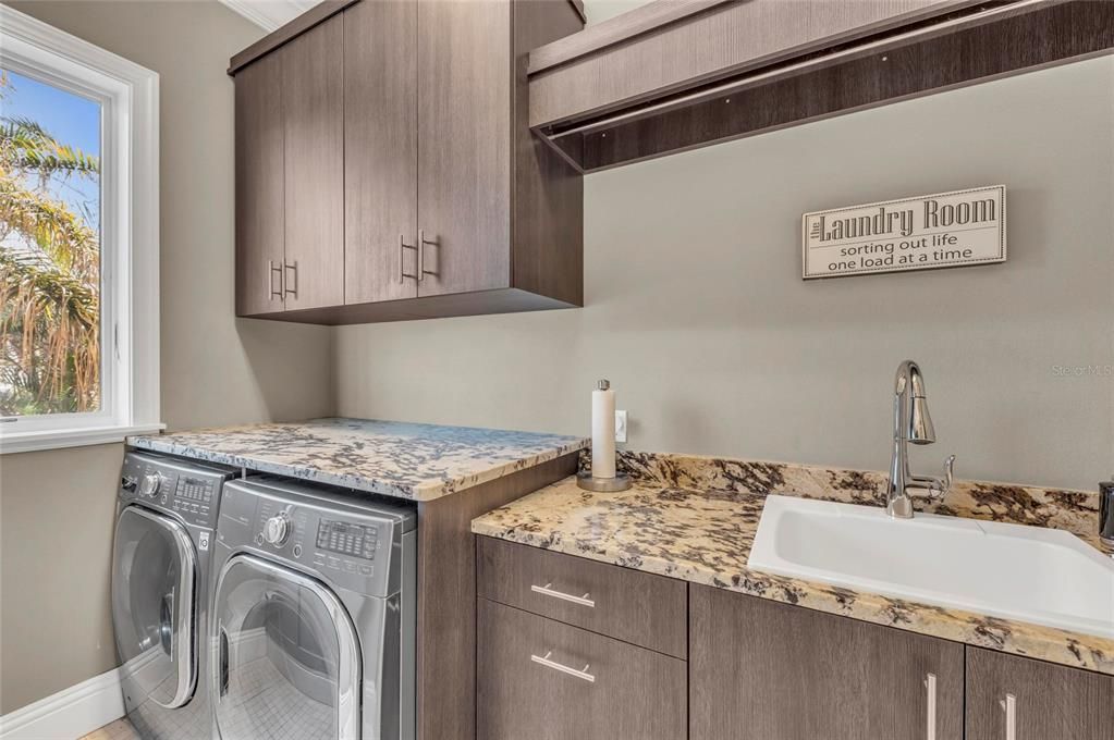 For Sale: $3,899,500 (4 beds, 4 baths, 3582 Square Feet)