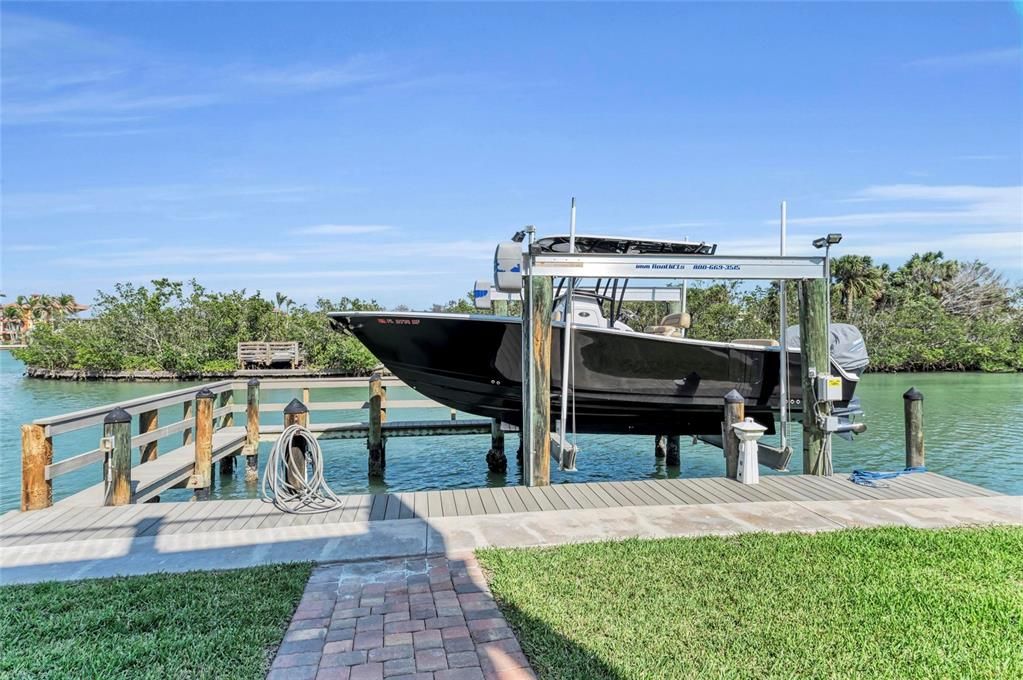 For Sale: $3,899,500 (4 beds, 4 baths, 3582 Square Feet)