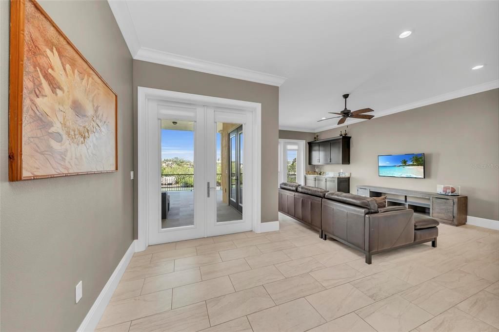 For Sale: $3,899,500 (4 beds, 4 baths, 3582 Square Feet)